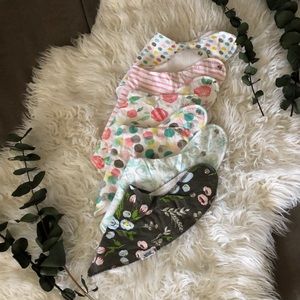 Mati Mati girls bibs